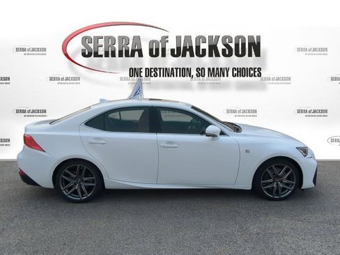 Used 2020 Lexus IS 350 F Sport image 10