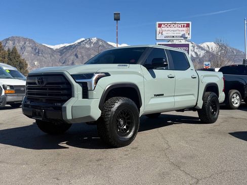 Used 2025 Toyota Tundra Limited image 1