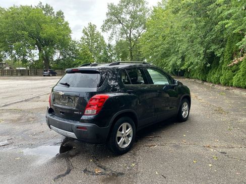 Used 2016 Chevrolet Trax LT w/ LPO, Cargo Package FWD image 5