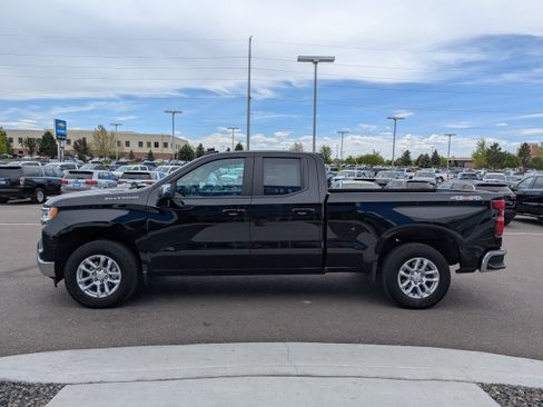 Certified 2025 Chevrolet Silverado 1500 LT AWD/4WD image 9