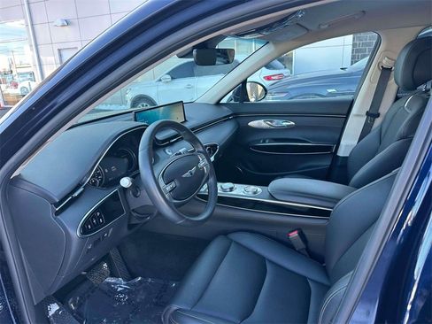 Used 2025 Genesis GV70 2.5T image 14