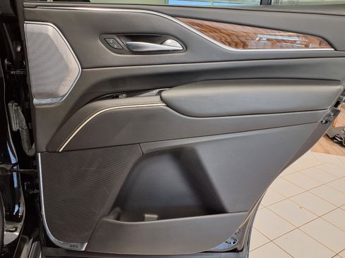 Certified 2023 Cadillac Escalade Sport Platinum w/ LPO, ONYX Package AWD/4WD image 13