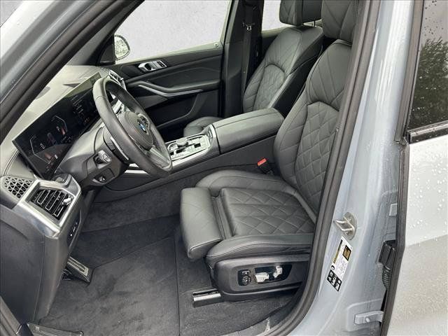 Used 2026 BMW X5 xDrive40i AWD/4WD image 12