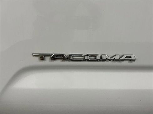 Used 2022 Toyota Tacoma SR5 image 30