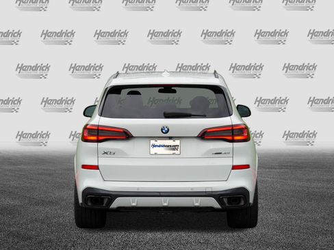 Certified 2023 BMW X5 sDrive40i w/ M Sport Package RWD image 7