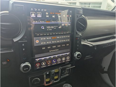 Used 2020 Jeep Wrangler Unlimited Sport S AWD/4WD image 16