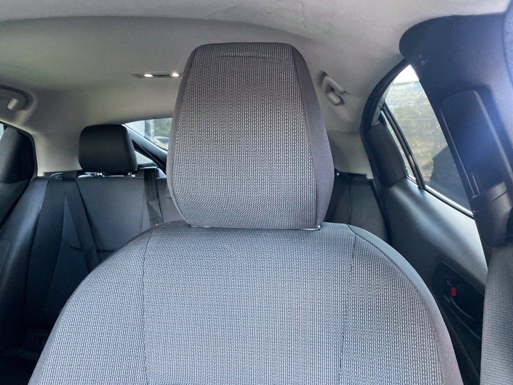 Used 2023 Toyota Prius LE FWD image 12