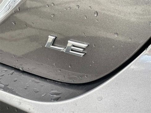 Used 2024 Toyota Camry LE image 9