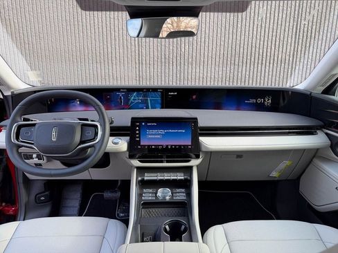 New 2026 Lincoln Nautilus Premier w/ Equipment Group 102A image 43