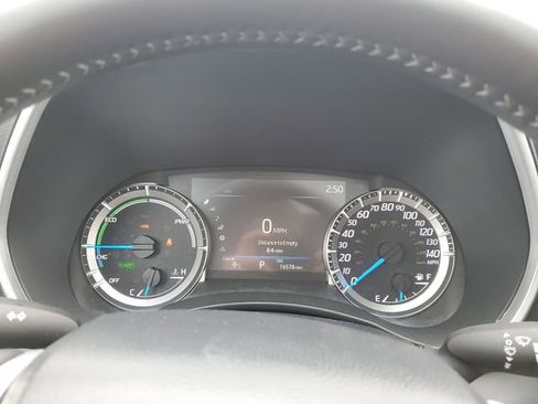 Used 2025 Toyota Highlander XLE AWD/4WD image 11