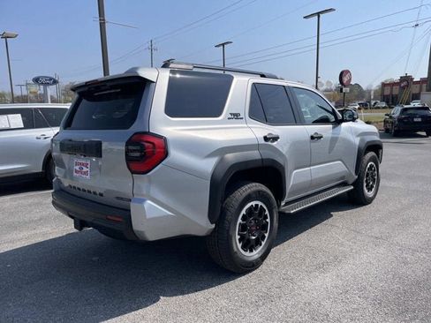 Used 2026 Toyota 4Runner TRD Off-Road Premium AWD/4WD image 4
