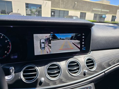 Used 2022 Mercedes-Benz E 350 RWD Sedan image 40