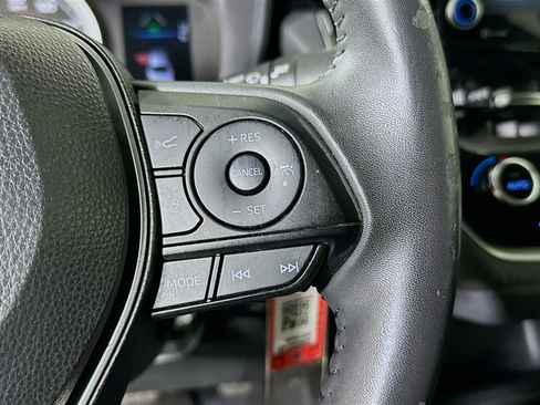 Used 2022 Toyota Corolla SE image 17