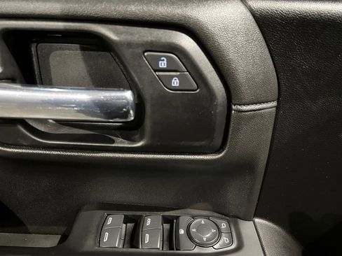 Used 2022 GMC Sierra 1500 SLE w/ X31 Off-Road Package image 22