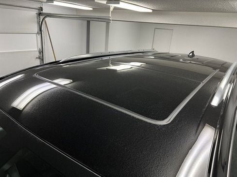 New 2025 Cadillac XT6 Luxury image 13