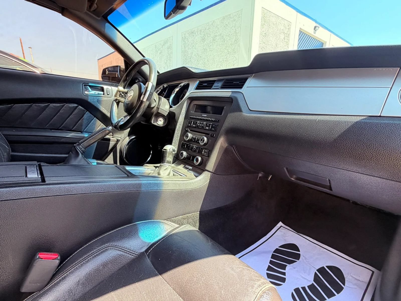 Used 2012 Ford Mustang Premium w/ Security Pkg RWD image 17