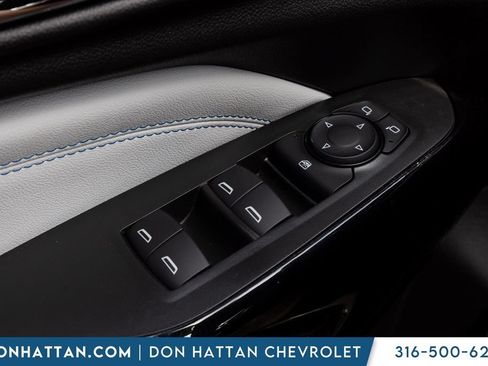New 2026 Chevrolet Trax LT w/ Driver Confidence Package FWD image 8