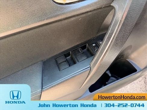 Used 2017 Toyota Corolla LE FWD image 12