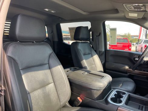 Used 2021 Chevrolet Silverado 1500 LT Trail Boss w/ Convenience Package II image 27