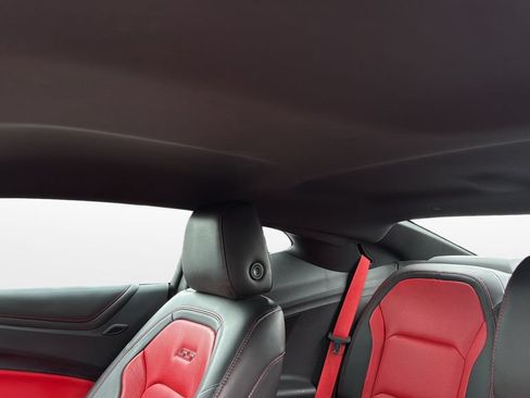 Used 2021 Chevrolet Camaro SS RWD image 30