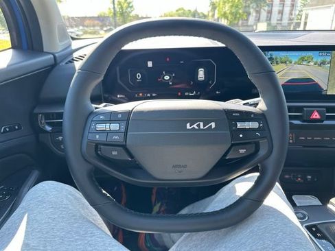 New 2026 Kia Sportage SX AWD/4WD image 30