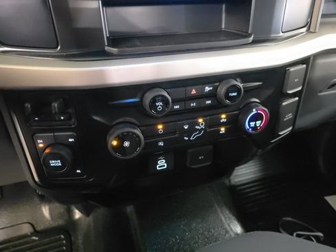 New 2025 Ford F250 XL image 18