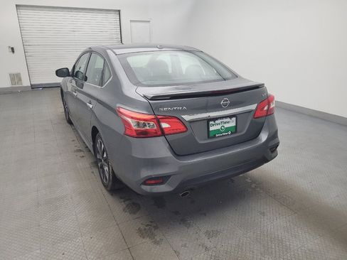 Used 2016 Nissan Sentra SR image 6