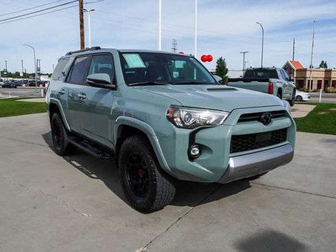 Certified 2023 Toyota 4Runner TRD Off-Road Premium w/ Moonroof Package AWD/4WD image 2