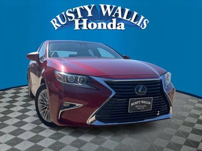 Used 2017 Lexus ES 350 w/ Premium Package
