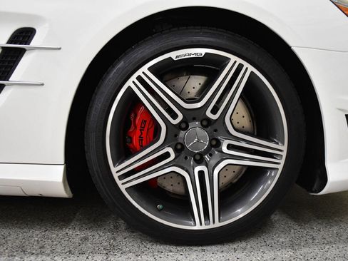 Used 2013 Mercedes-Benz SL 63 AMG image 31