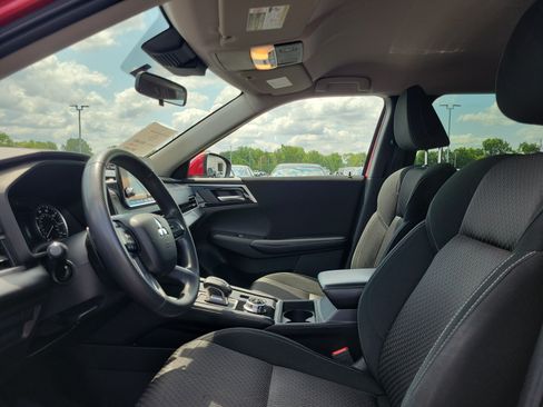 Used 2022 Mitsubishi Outlander ES AWD/4WD image 15
