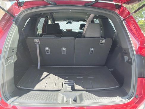 Used 2025 Honda Pilot Sport image 26