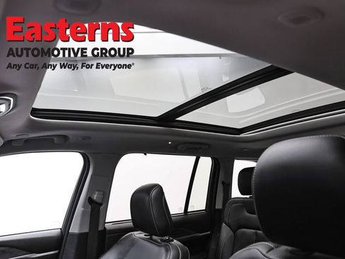 Used 2023 Jeep Grand Cherokee 4WD 4xe w/ Luxury Tech Group II image 37