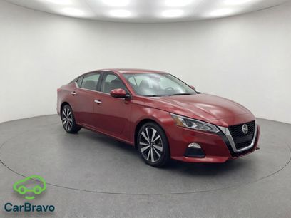Used 2021 Nissan Altima 2.5 SV