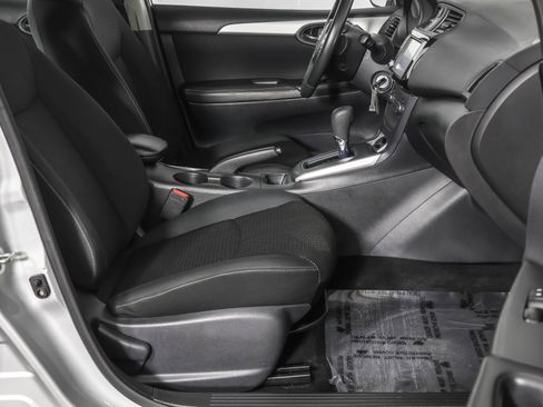 Used 2019 Nissan Sentra S image 44