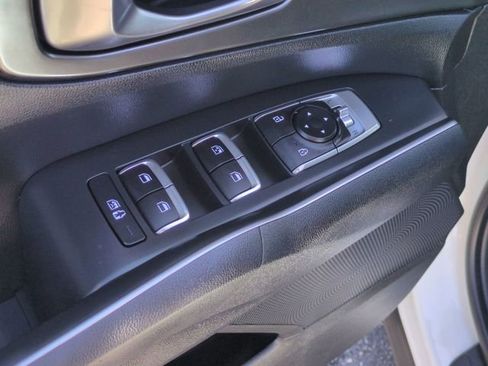 Certified 2023 Kia Sorento EX AWD/4WD image 13