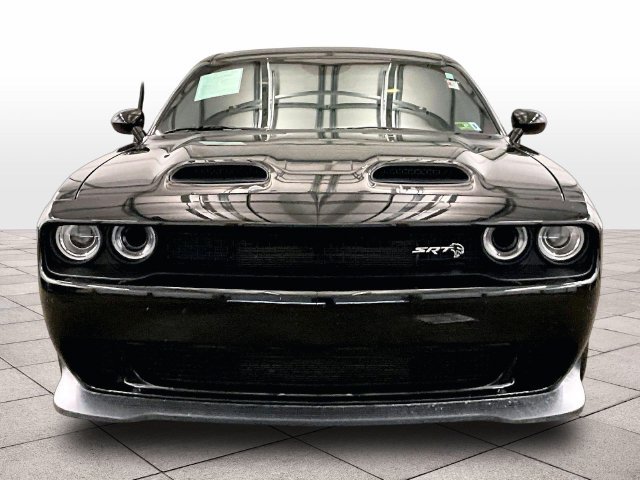 Used 2022 Dodge Challenger SRT Hellcat w/ Plus Package RWD image 3