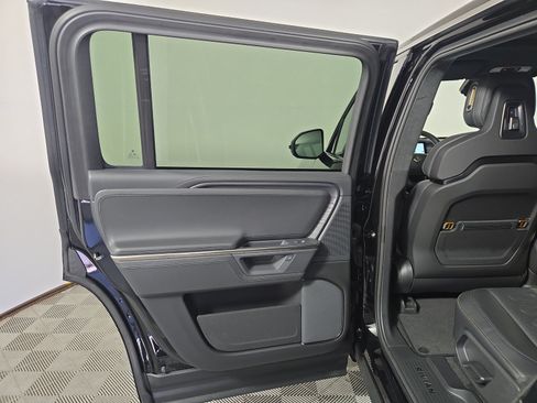 Used 2025 Rivian R1S Adventure AWD/4WD image 17