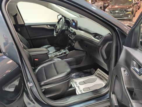 Used 2022 Ford Escape SEL AWD/4WD image 10