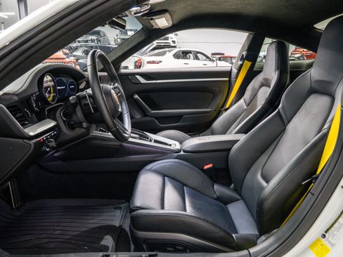 Used 2022 Porsche 911 Turbo S AWD/4WD image 29
