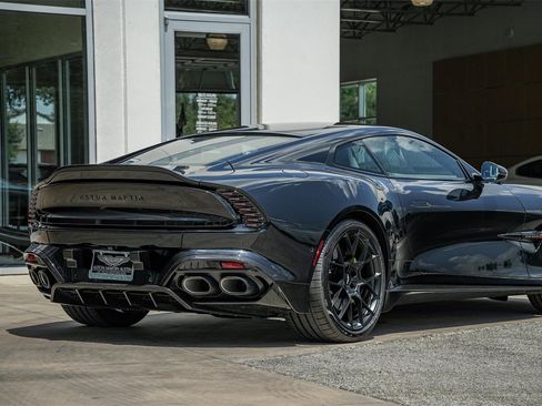 New 2025 Aston Martin Vanquish Coupe image 15