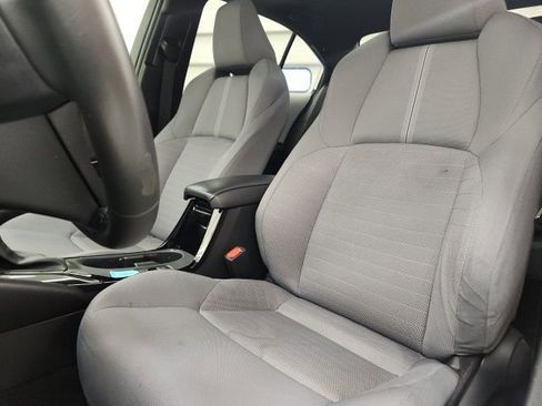 Used 2023 Toyota Corolla SE w/ SE Package image 13