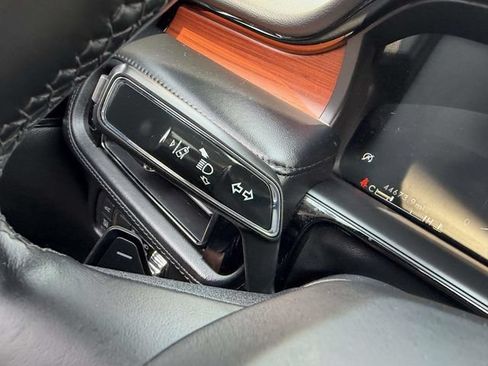 Used 2022 Lincoln Nautilus Reserve AWD/4WD image 27