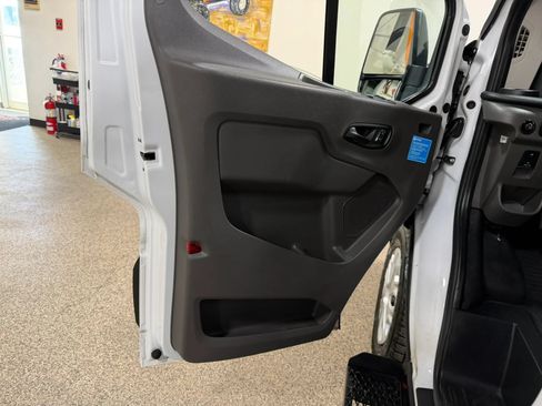 Used 2022 Ford Transit 350 XL RWD image 82