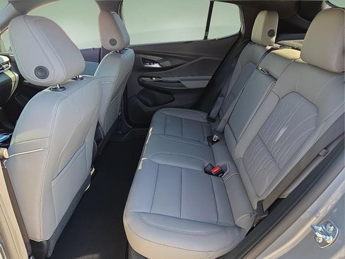 New 2026 Buick Envista Preferred FWD image 10