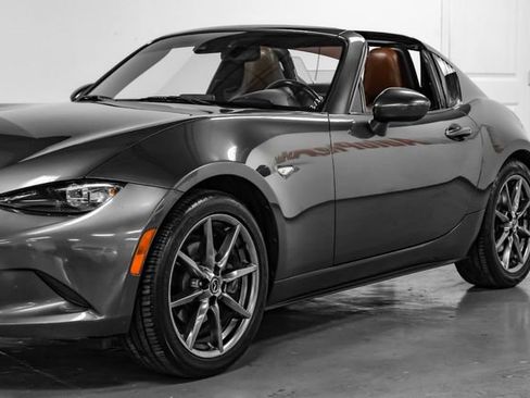 Used 2017 MAZDA MX-5 Miata RF Grand Touring image 11