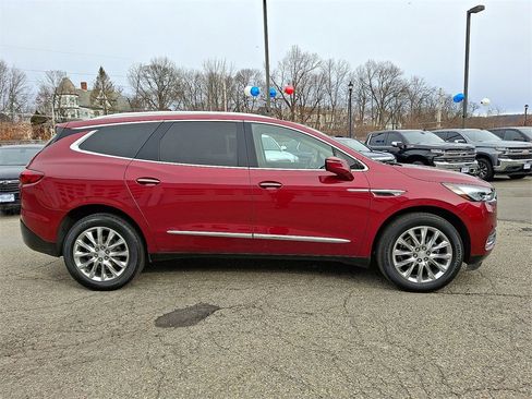 Used 2021 Buick Enclave Premium w/ Sun and Sites Package image 26
