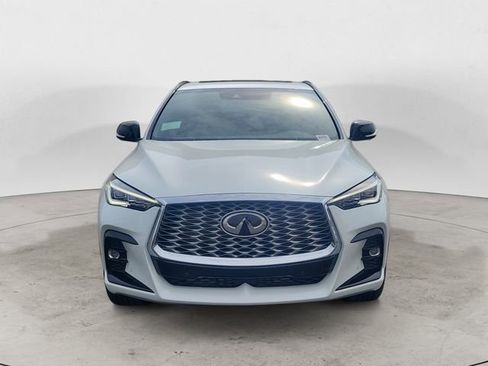 New 2025 INFINITI QX55 Essential image 8