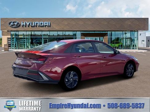 New 2026 Hyundai Elantra Sport image 8