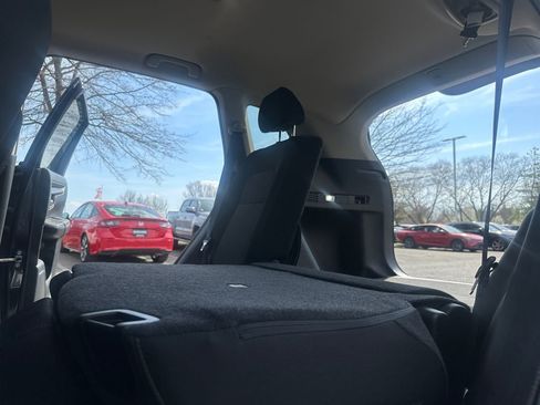 Certified 2025 Honda CR-V EX image 27